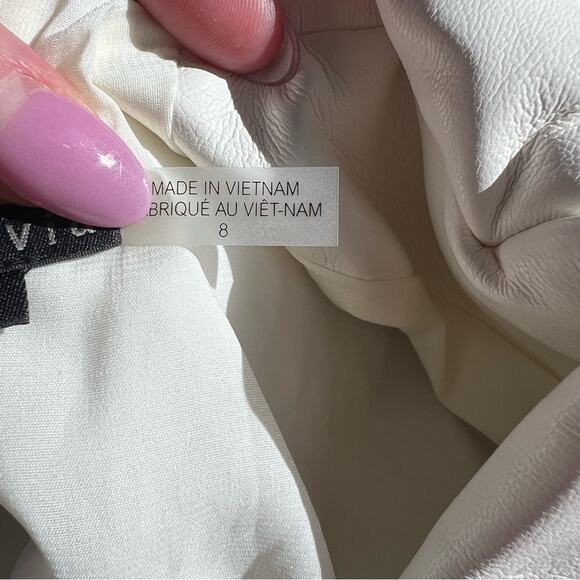 ALICE + OLIVIA Kyrie Vegan Leather Tuxedo Skort Romper Mini Dress White Sz 8 NEW - Picture 11 of 14